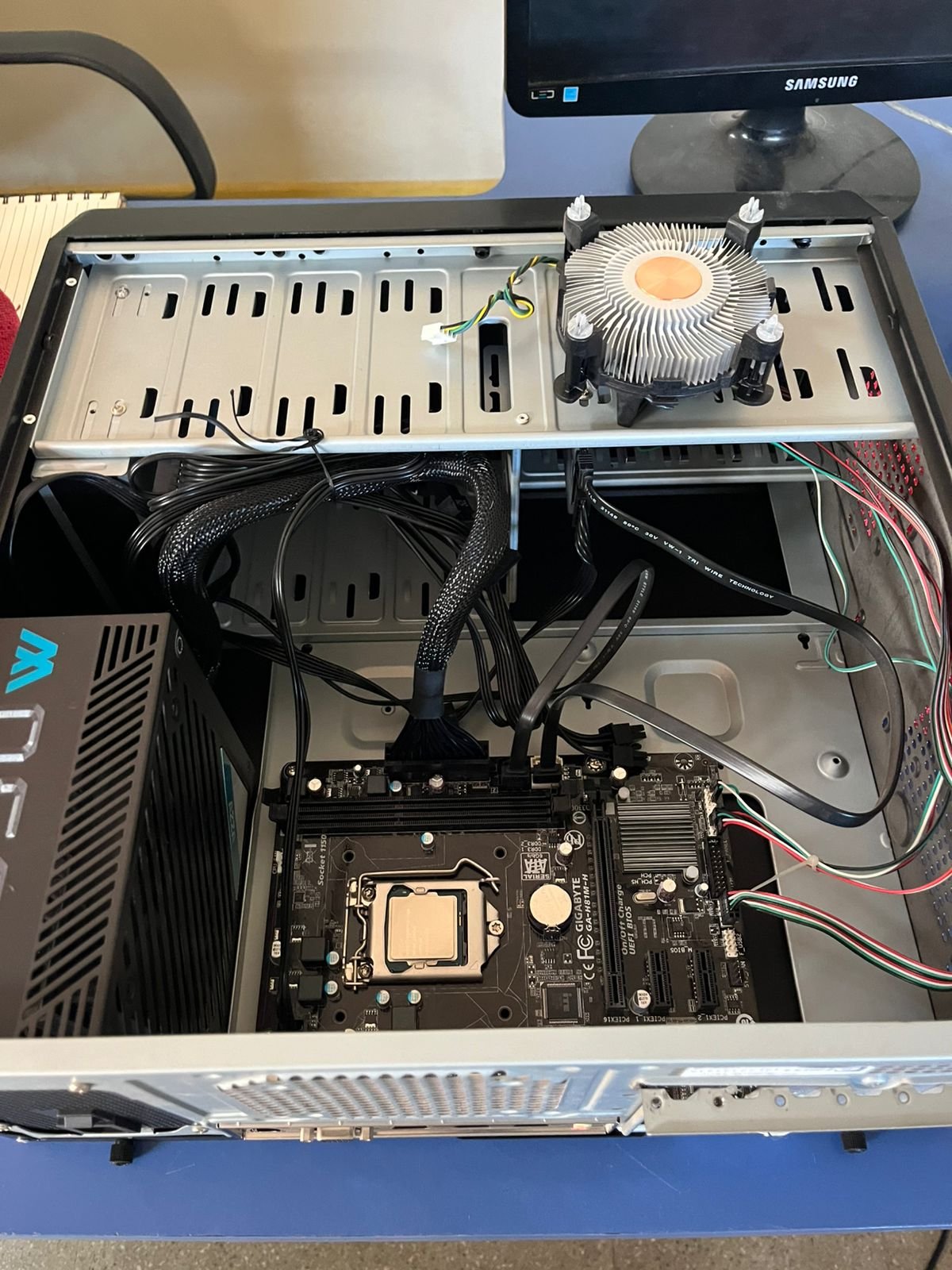 Instalación hardware